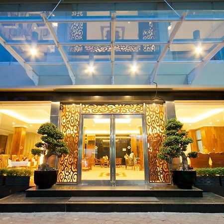 Diamond Hotel プノンペン エクステリア 写真