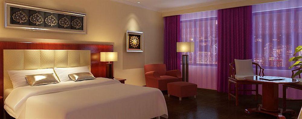 Diamond Hotel プノンペン エクステリア 写真