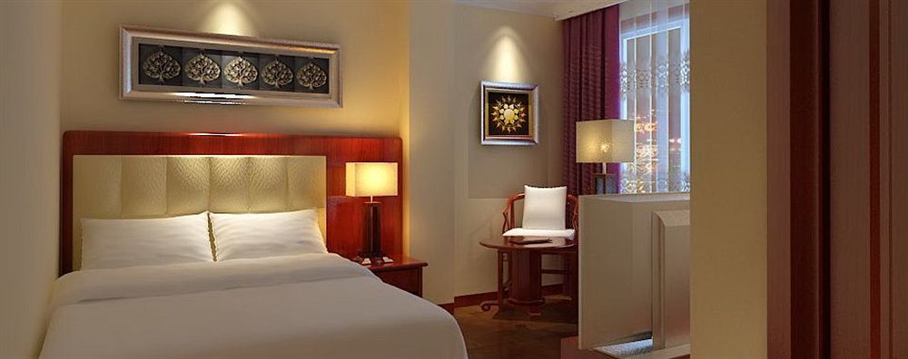 Diamond Hotel プノンペン エクステリア 写真